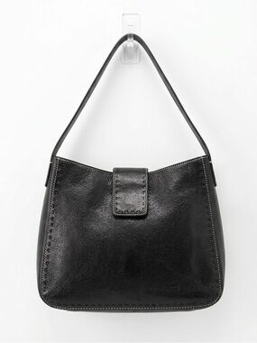 Fossil Black Leather Medium Classic
Style Shoulder Bag
